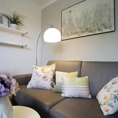 Moderne In Der Residenz Von Flotow Mit Strandkorb *